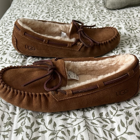 Slippers - Picture 5 of 6